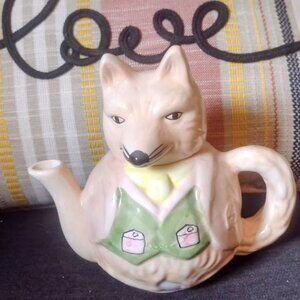 Vintage Fox Tea Pot Made by Albert E. Price Products